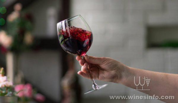 wine-1-600x346.jpg