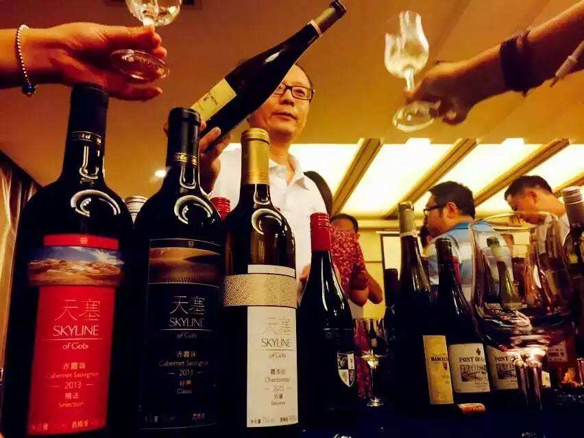 进口酒类专场商贸对接会在中国石狮国际食品城举行